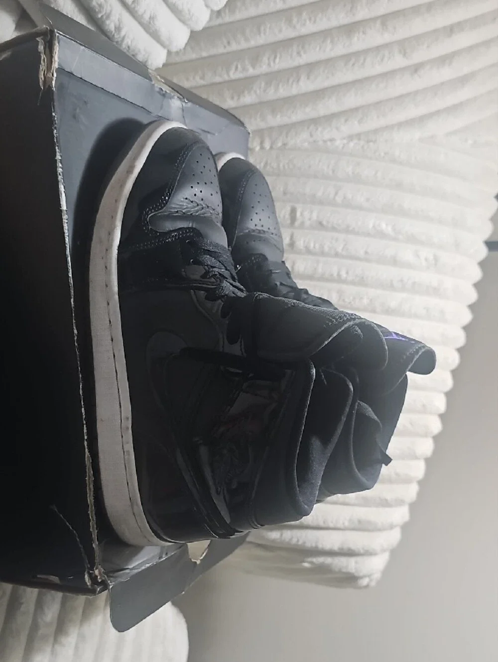 Jordan Men's Black and Purple High-Top Sneakers
